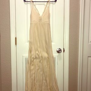 Lulu’s Maxi dress